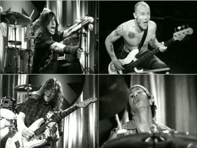 foto extrai de la video dani california (jladr 7 video)